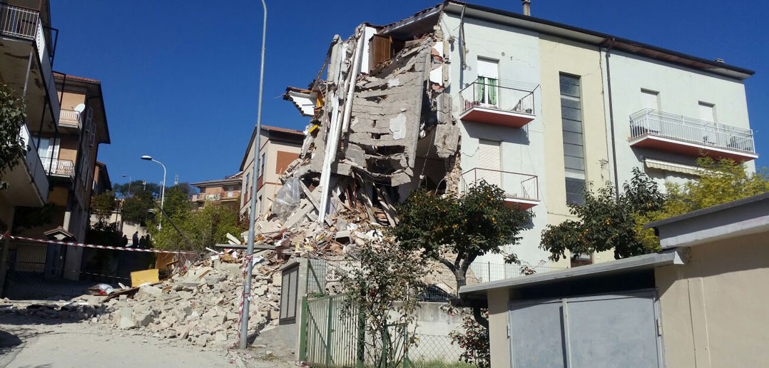 (Italiano) Il Terremoto ha distrutto gran parte del territorio maceratese, abbiamo bisogno di aiuto.